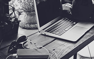 【战术拆解】杰伦布朗最后时刻被换下，球迷都懂了：关键镜头被切走